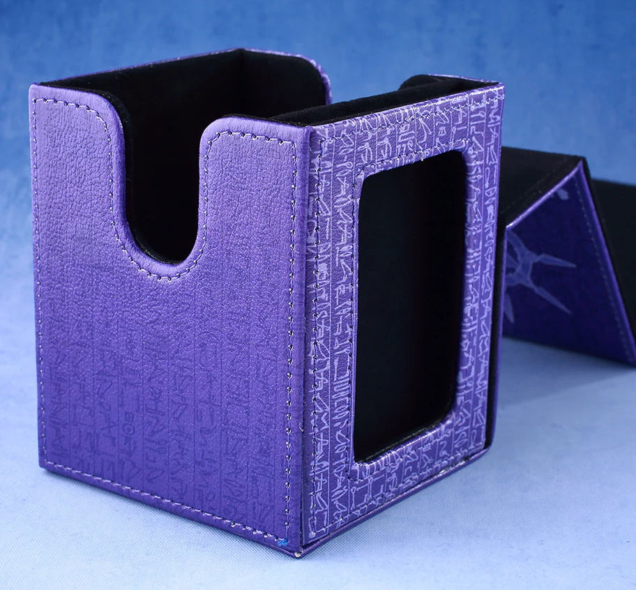 Dark Magician Deck Box w/ Display