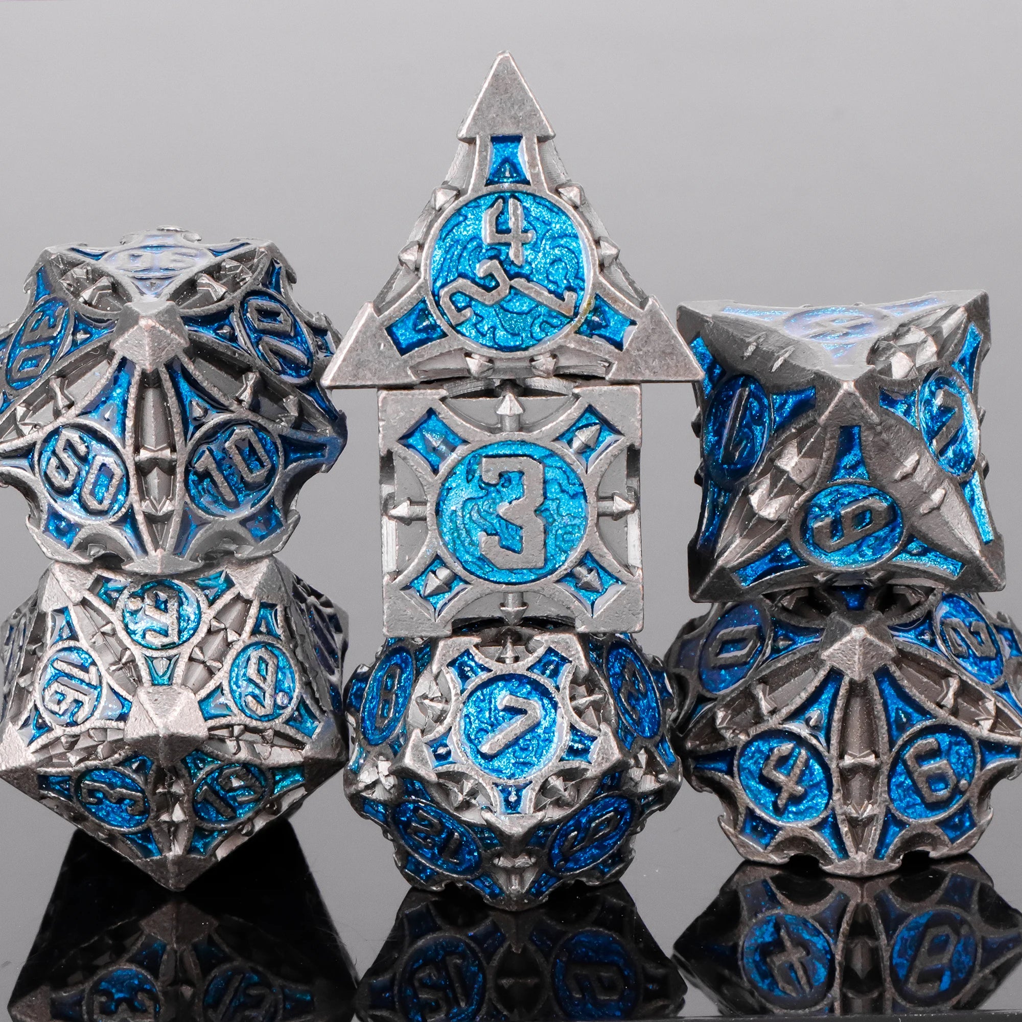 7pcs Unique Metal Dice