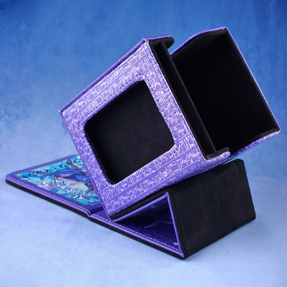 Dark Magician Deck Box w/ Display
